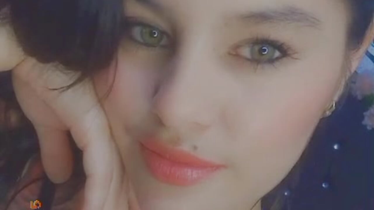 WhatsApp Video 2024-06-04 at 3,08,13 AM - video van Karina27 cam-model