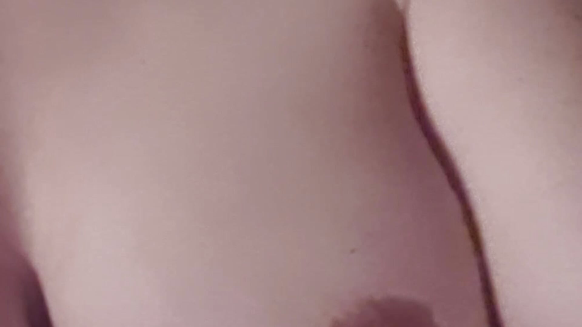 Barely Seen - วิดีโอโดย Bella_Velour โมเดลแคม