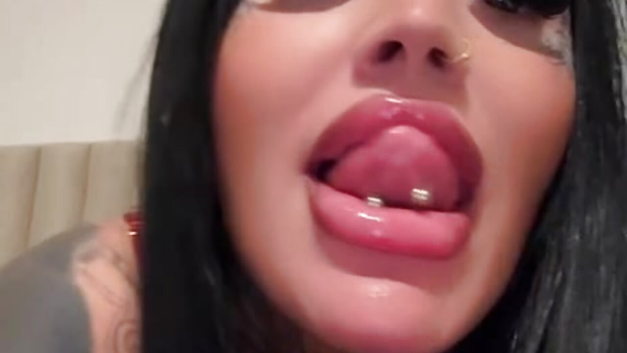 Shake my Ass 🔥 - ক্যাম মডেল Lollyfreak-এর ভিডিও