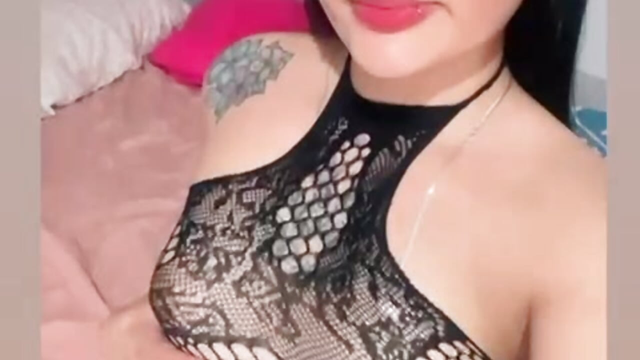 Delicius body – video af Maggiebitchx cam-model