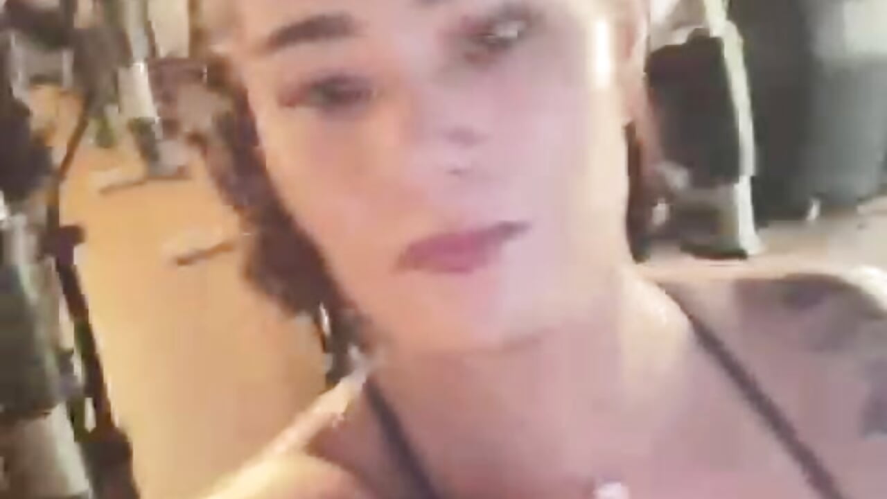 rutina diaria☺☺ - vídeo de la modelo de cam emilycat777_