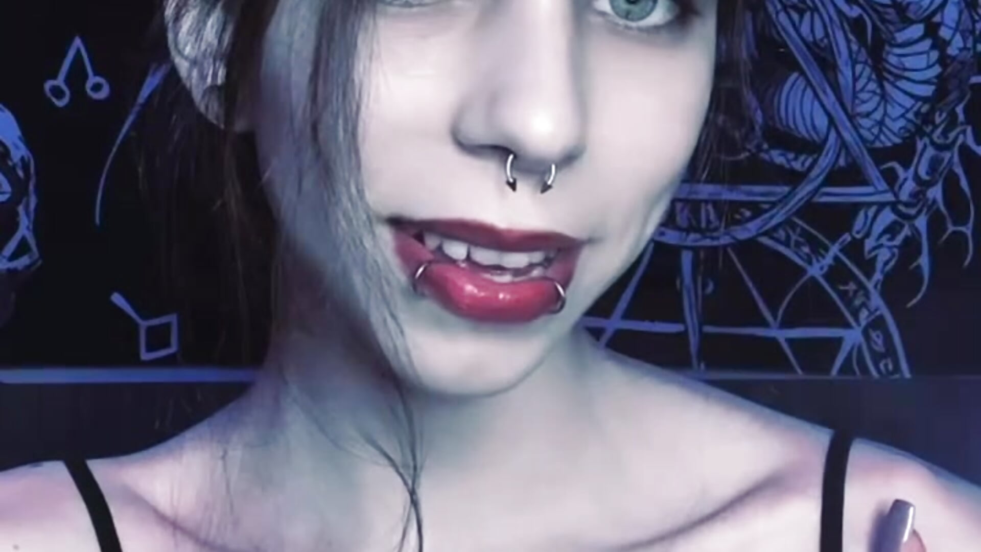 IMG_8048 – video od webkamerové modelky Dark_Amber