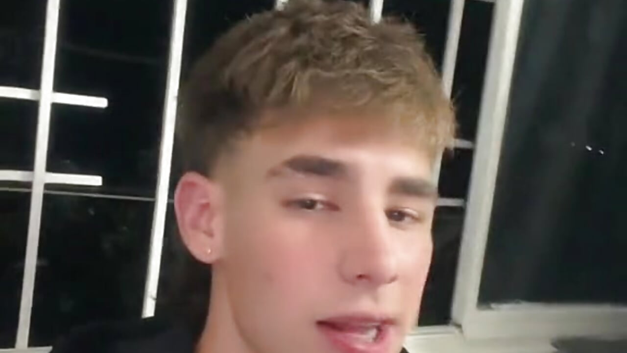 PapiNoha69 kamerás modell  9729. kiemelt videója