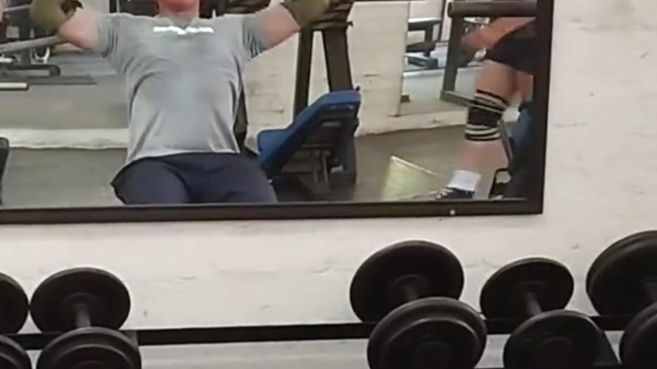 Gym - video av Andres28-2000 cam-modell