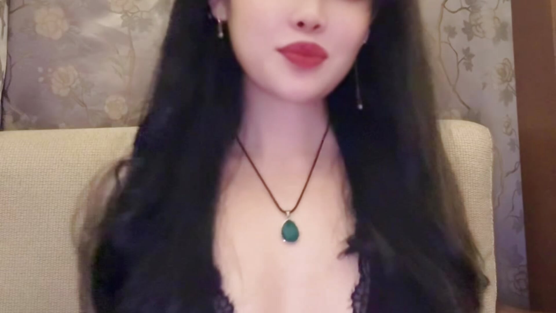Hello my dear guys, sorry I haven't been here for a while, I'm in China now, love you all. - 視頻由 YukiiTYAN 主播提供