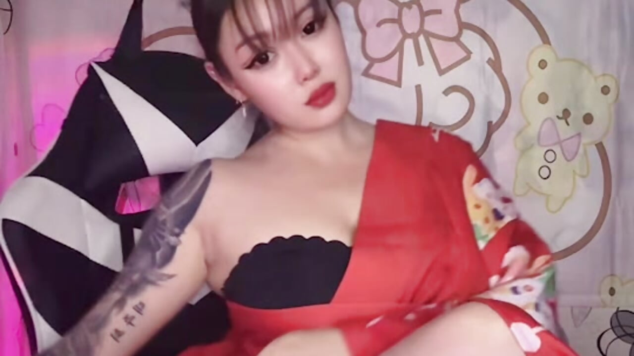 eed5ec0048a04baa9b06a7bde1236dff - video oleh YukiiTYAN kamera model