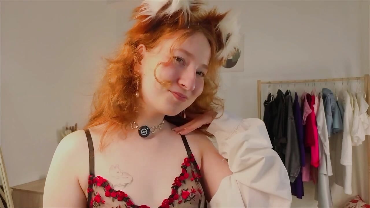 wow - clip cu MaraButtrey model videochat