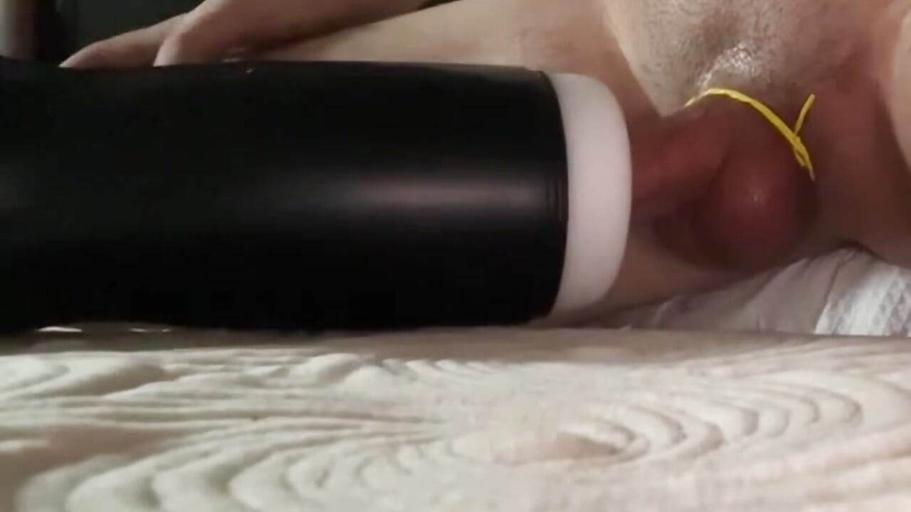 Моя игрушка – видео вебкам-модели golovkin_ggg