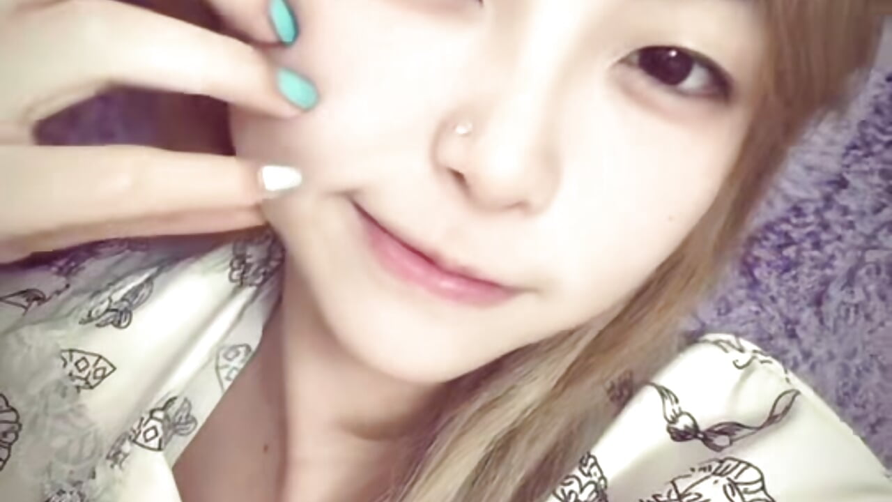 看看素颜吗