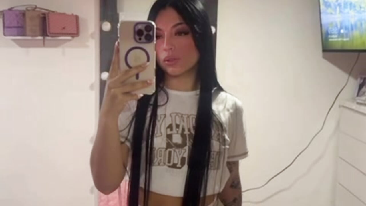 i love you 🔥♥ - video by julieta-Horney- cam model