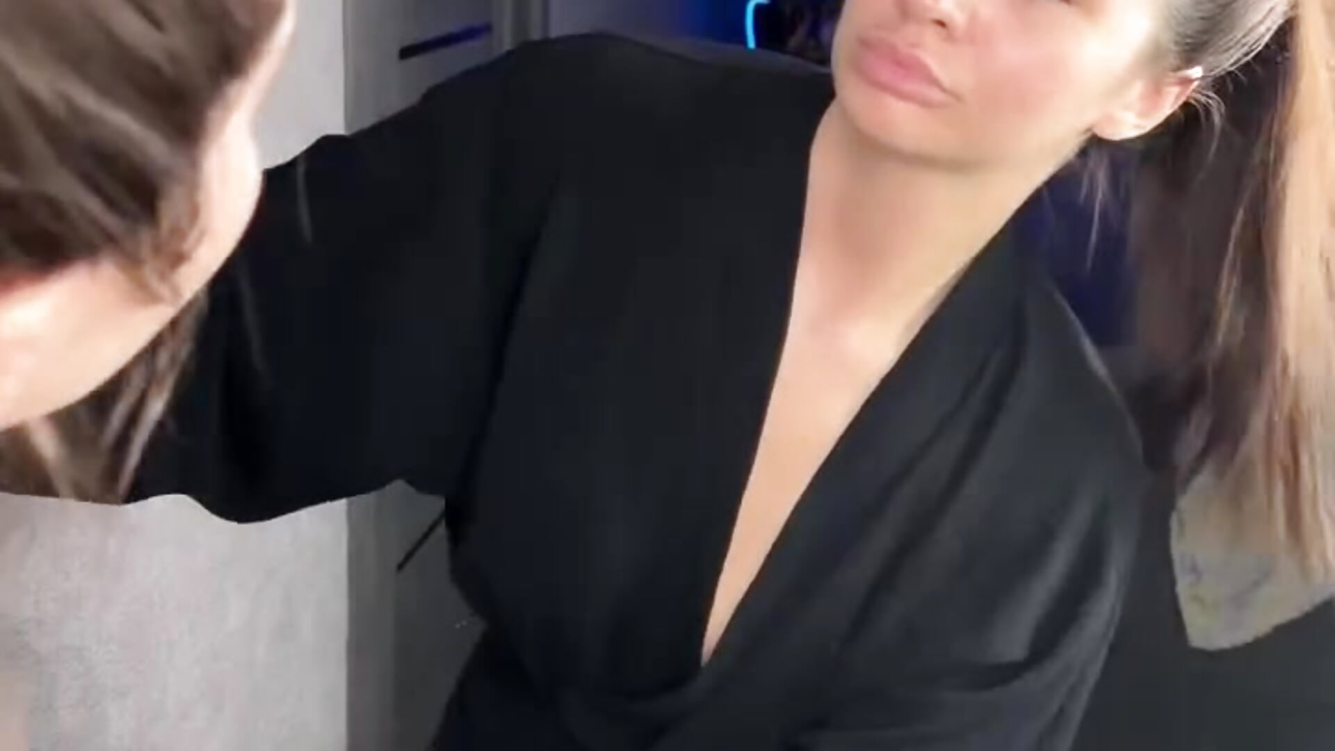 Funny Tina - βίντεο μοντέλου Tina_Tingle