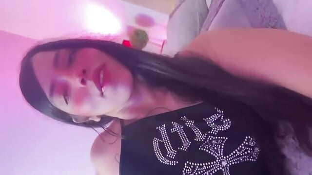 🤍❄️ - video by AmberRaiden cam model