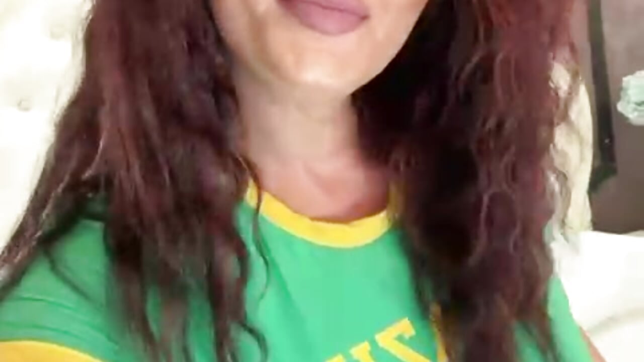 Tease — filmik Jasmin0e, modela(-lki) na kamerkach