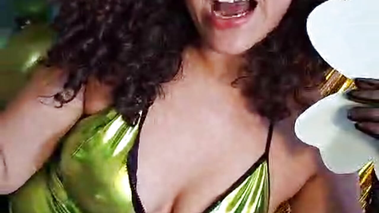 PATRIC DAY - video by meganrousx cam model