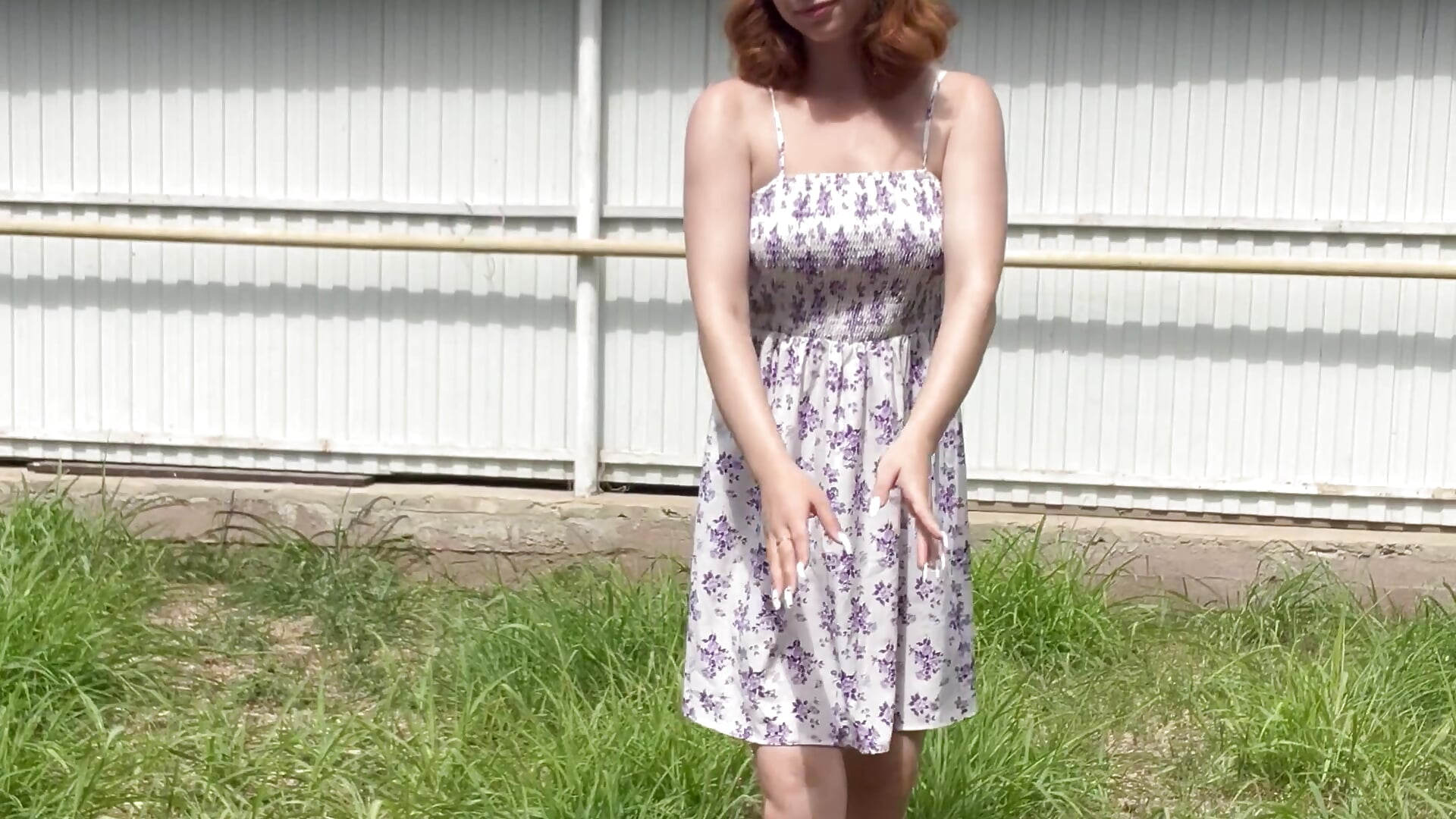 Just a summer video where I’m walking on the grass✨