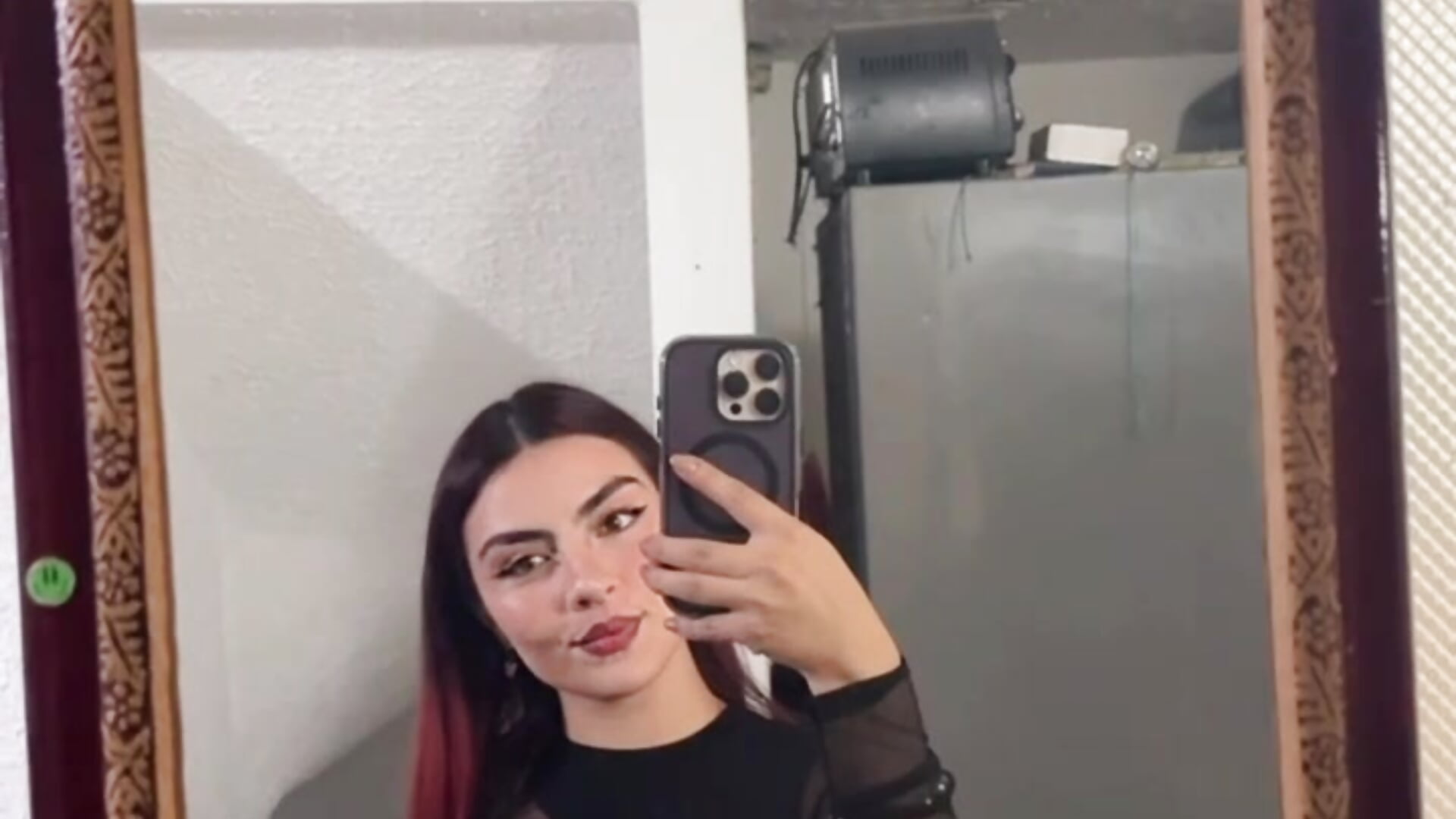 <3 - video by cherry_leilany16 cam model