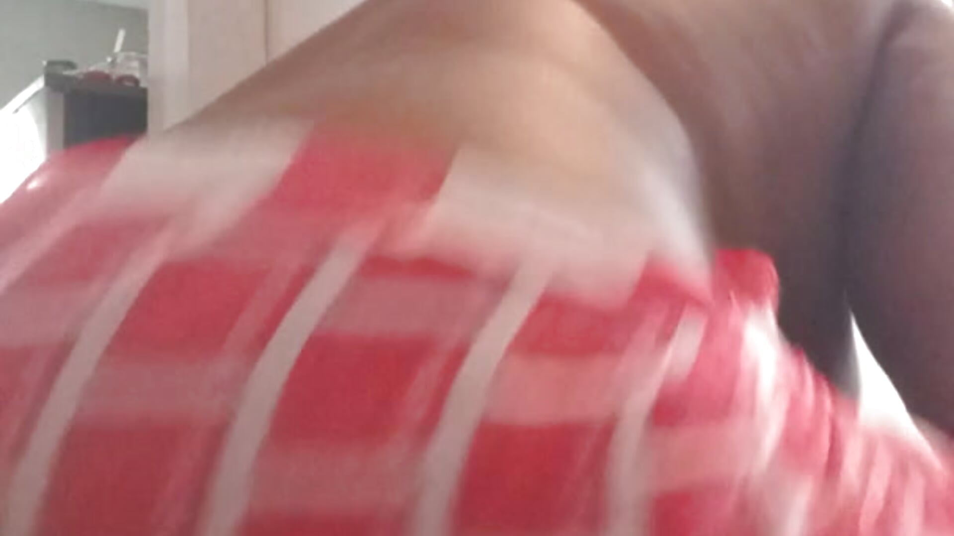 Little ass bounce - Video von Sweetpussy17 Cam-Model