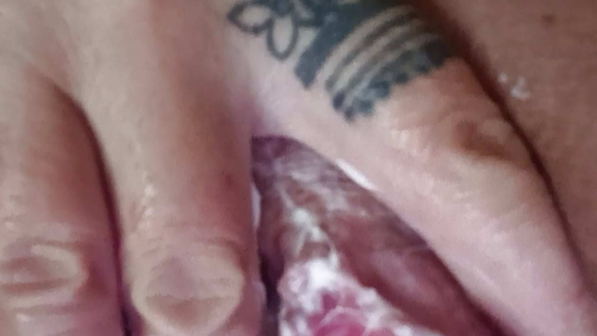 Fake sperm on cunt
