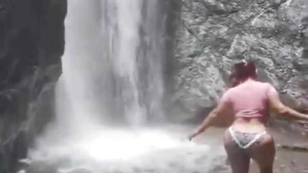 WhatsApp Video 2026-02-07 at 3,28,43 PM - video -Serena_ kameramallilta