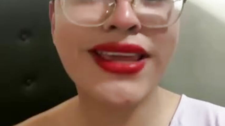 att,OQSP1g7bNFIfwHIe4vVhHDOQYvEMsnFQkYPDffOIZUE - video van Malufeemboy cam-model