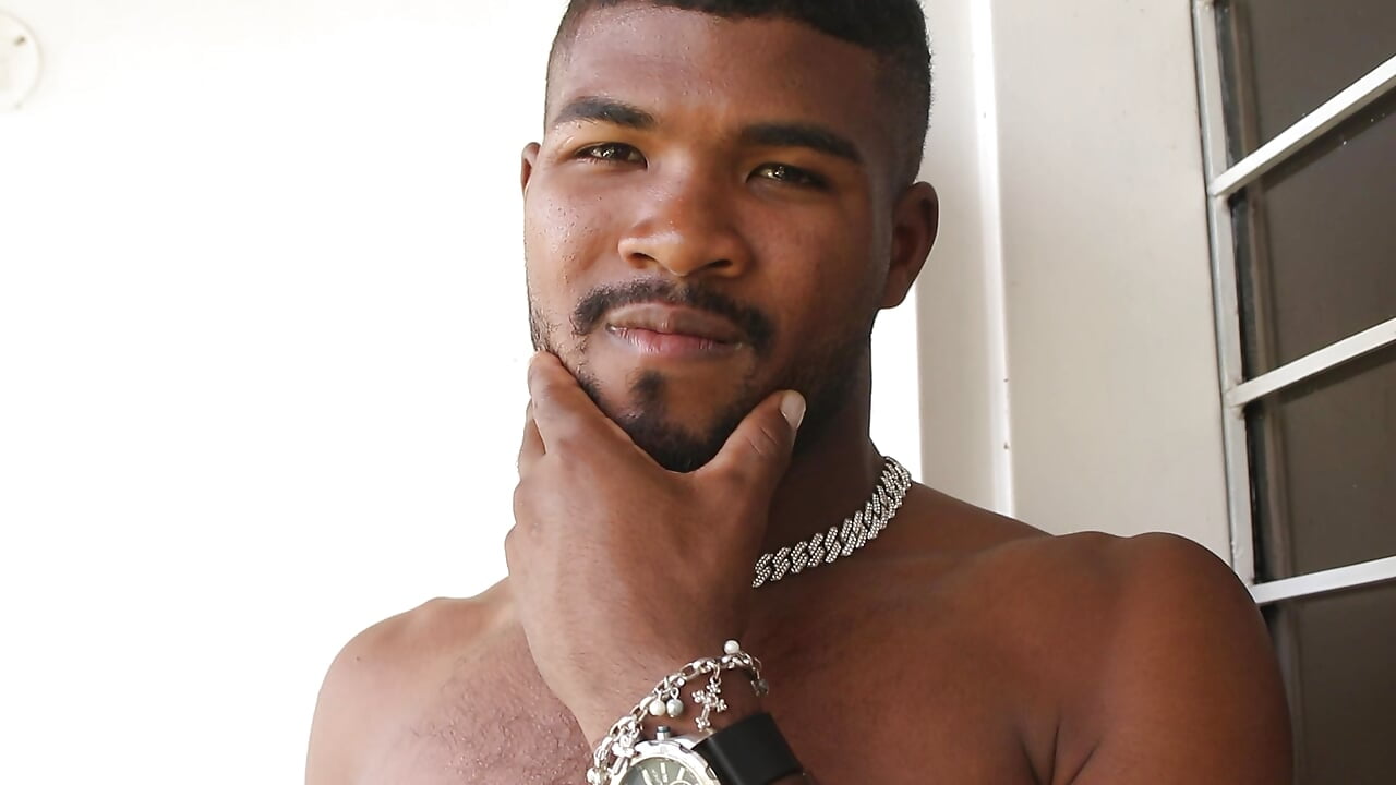 Ur handsome chocolate - Video von Juan_123__ Cam-Model
