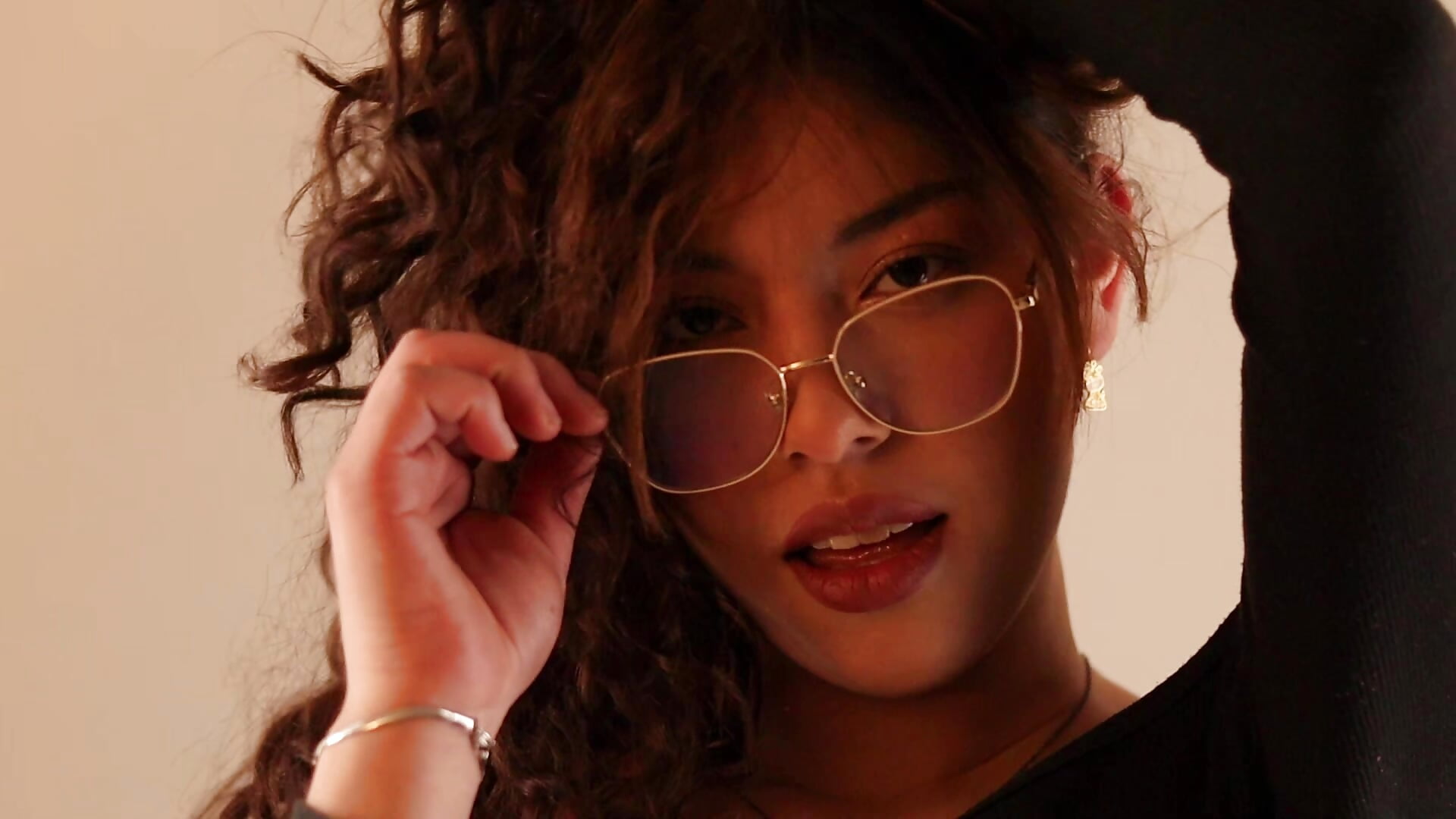 hii there – video od webkamerové modelky ChloeSteele