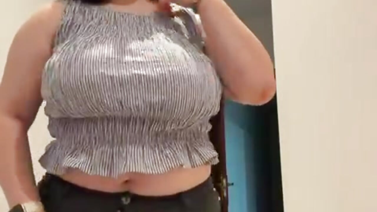 Alegria – video modela na kameri sari237