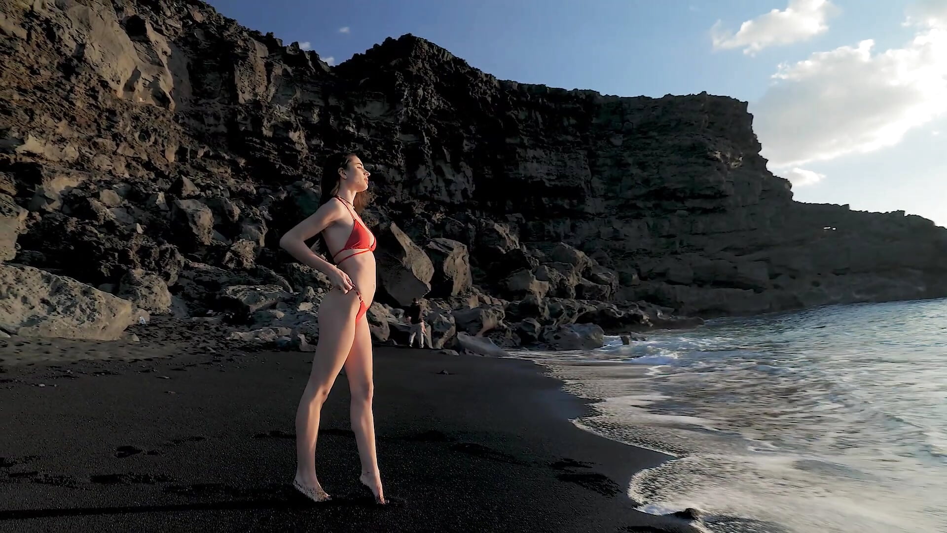 Tu viens me rejoindre sur la plage ? 🤗💋 - video av CandieLucianioff cam-modell