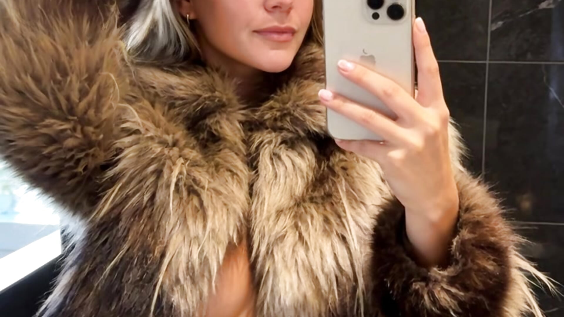 Hey - video oleh model kamera Angelstar