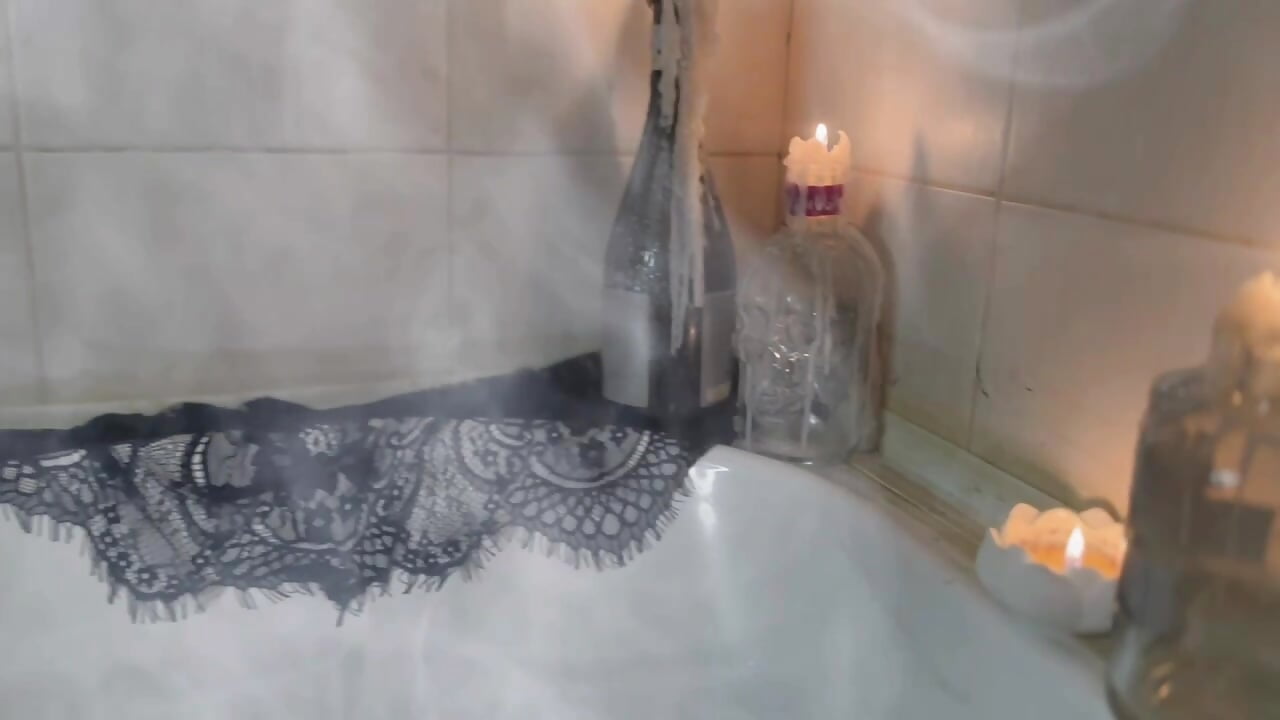 I know you will love my ass💖 - วิดีโอโดย Esteri_Moon โมเดลแคม