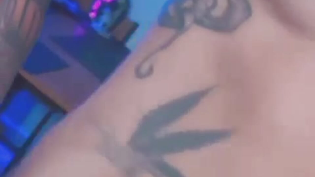 1000219025 - відео від вебкаммоделі Xxxbria