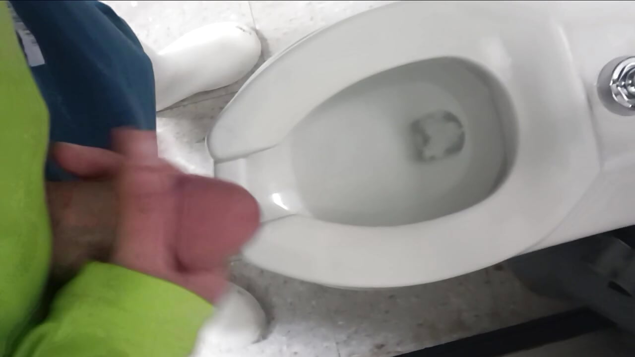 1000040747 - video by Niceonehere80 cam model