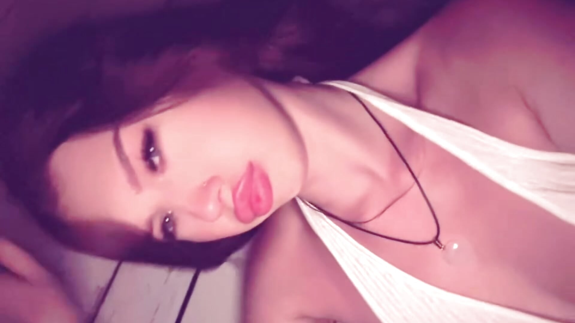 A little more of me for you❤️ - clip cu JennySilk model videochat