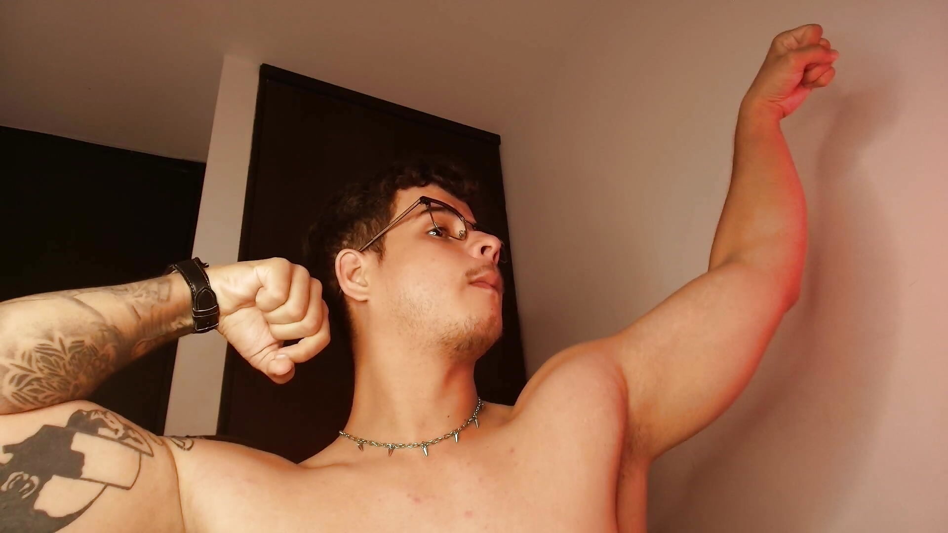 Трендове відео  9382 вебкаммоделі BjornSteel