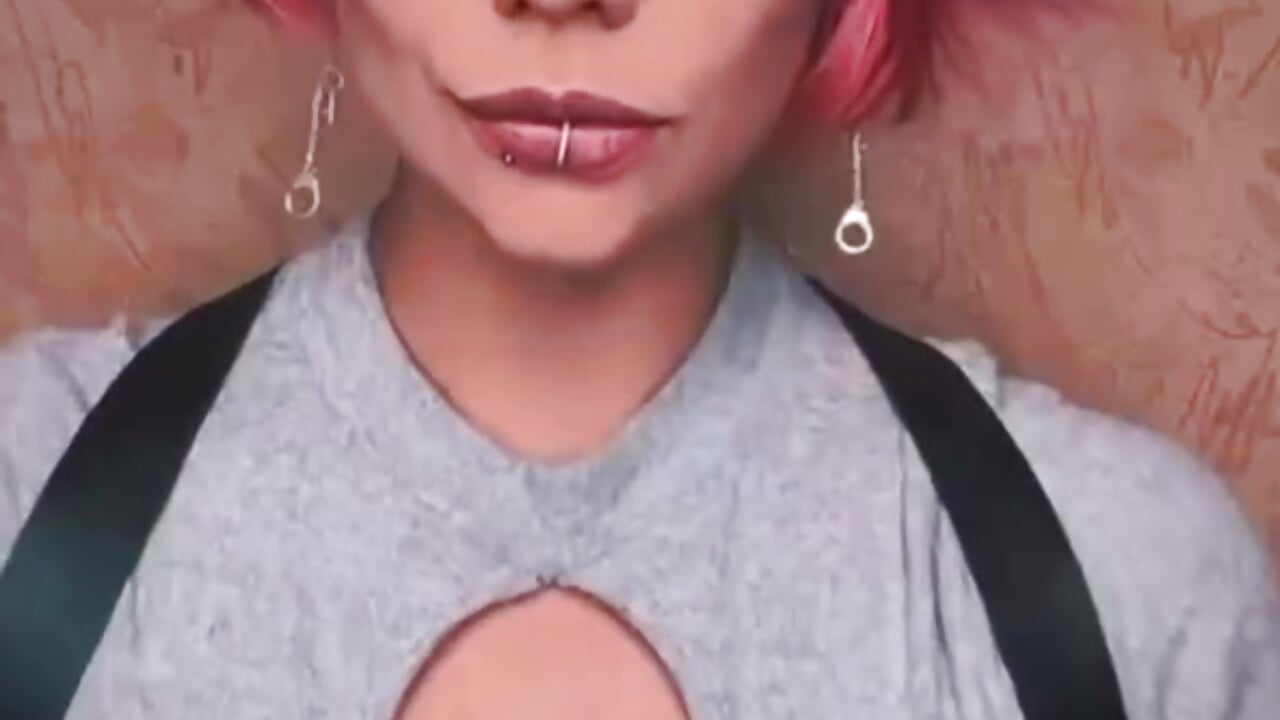 🎶💗Have you found out who this character is? - video van adeliya_star cam-model