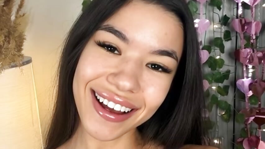 😘 - video oleh model kamera DeloresOkoren