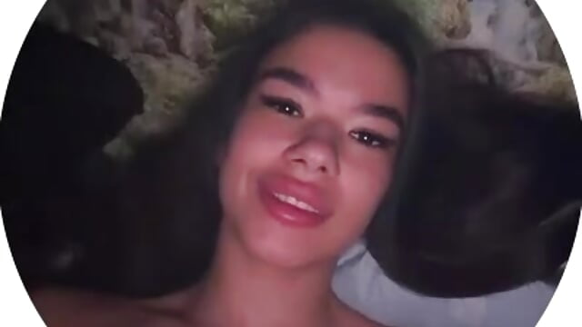 😋 – video af DeloresOkoren cam-model