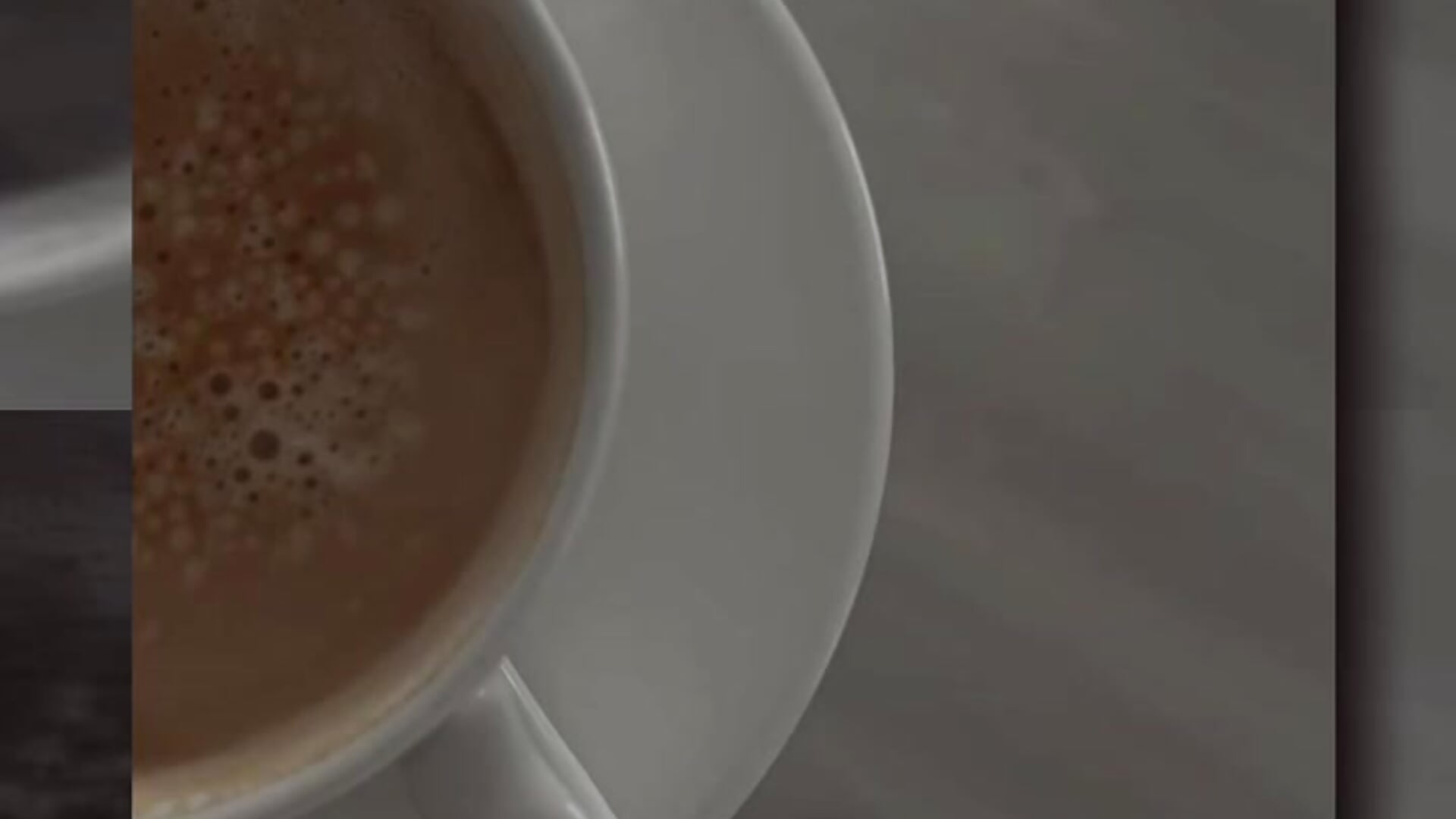 It's just a beginning of day😏☕️🌄 - فيديو من AmeliaAmerlin موديل الكام
