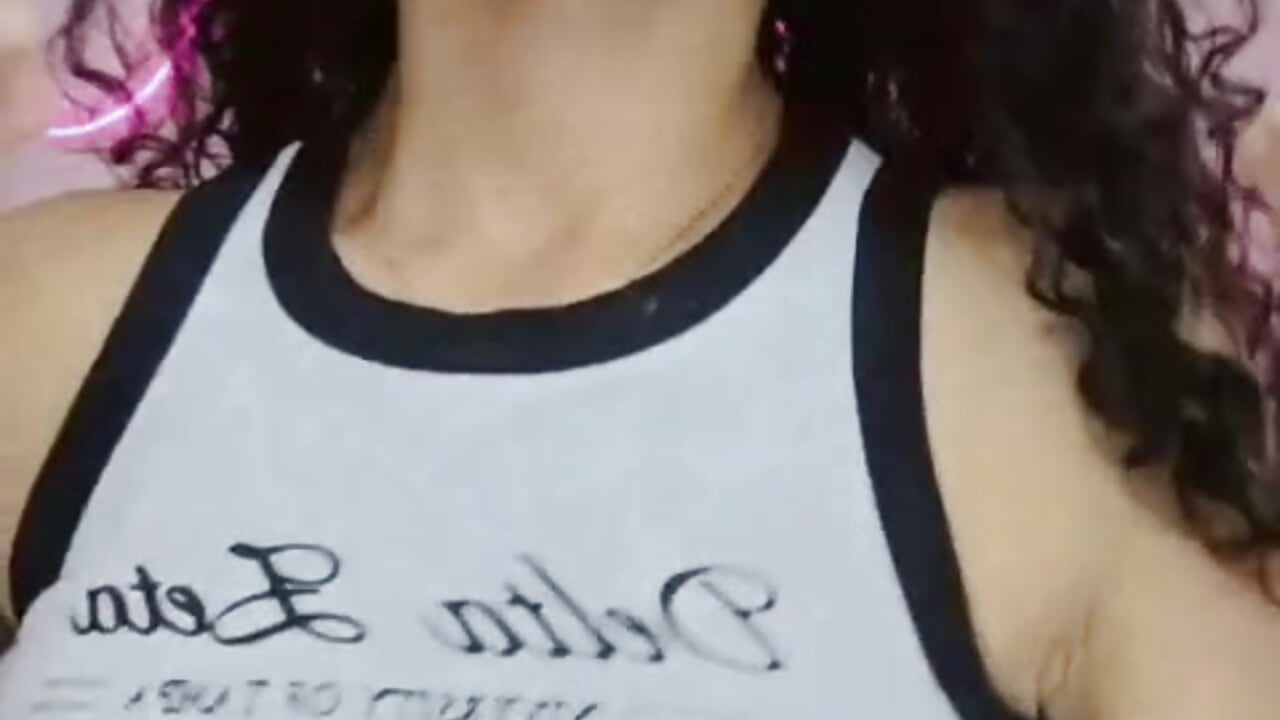 WhatsApp Video 2026-02-18 at 4,19,36 AM - video di yendy_wc modella di cam