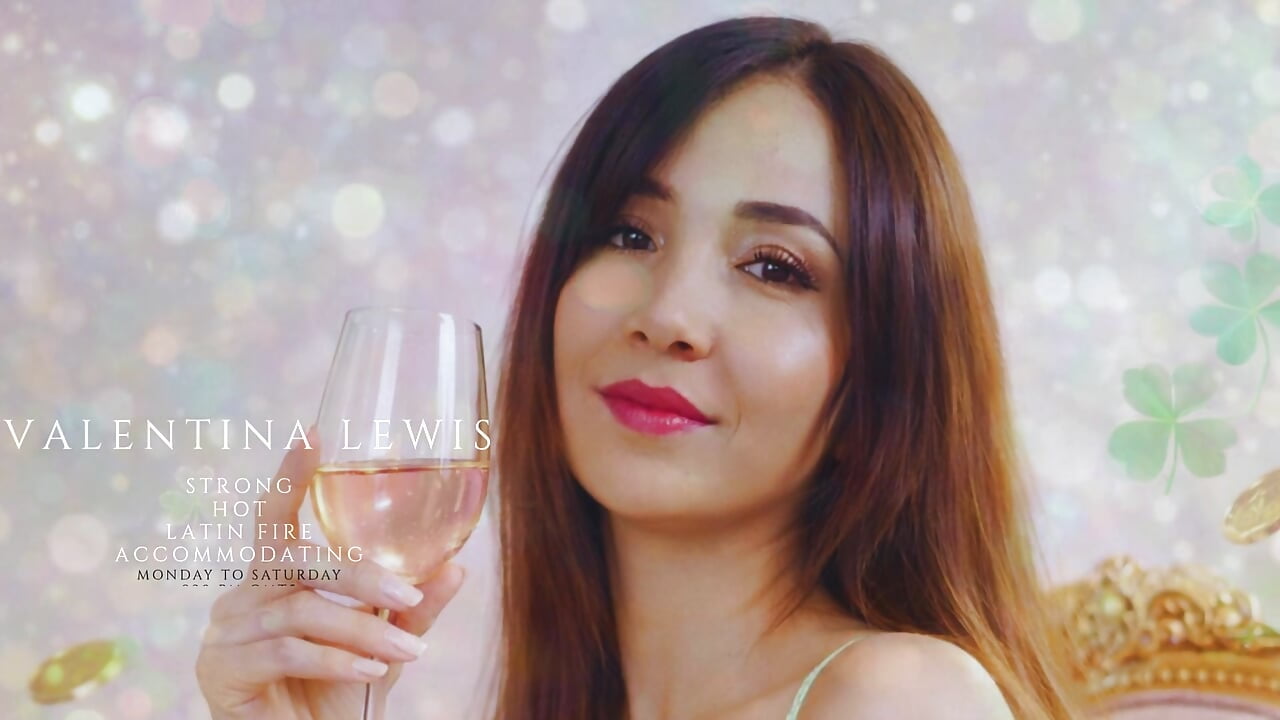 strong hot Latin fire accommodating– valentiina_lewis kameramodell videója