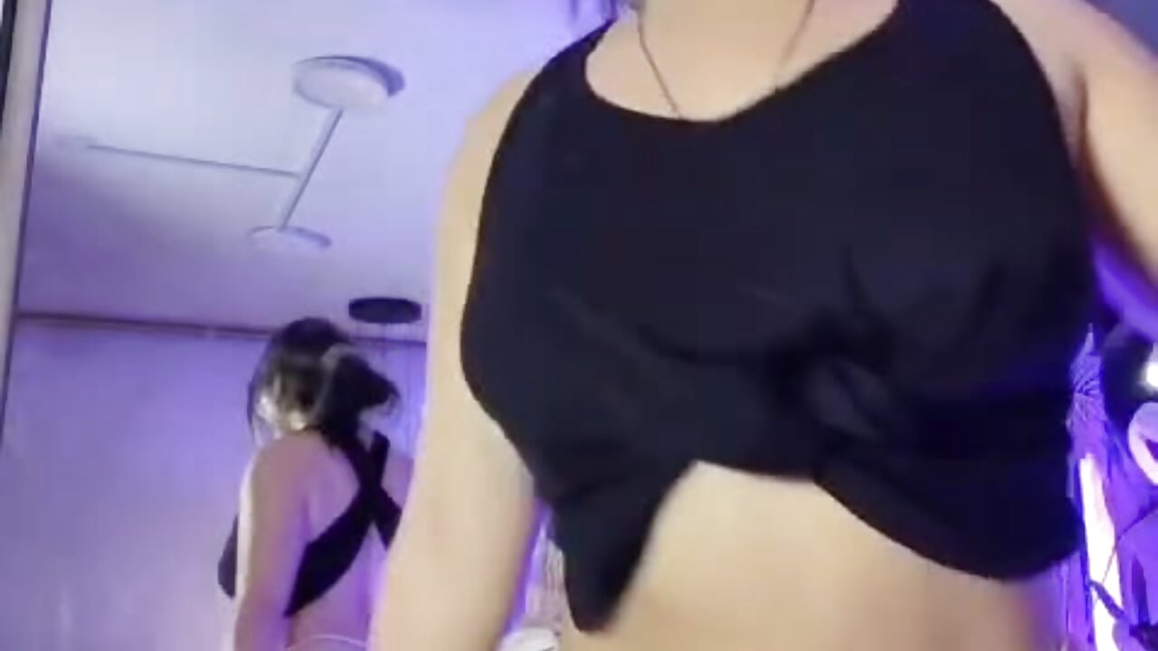 your favorite cosplay has arrived🥵🤫🤭 - відео від вебкаммоделі maki_coss