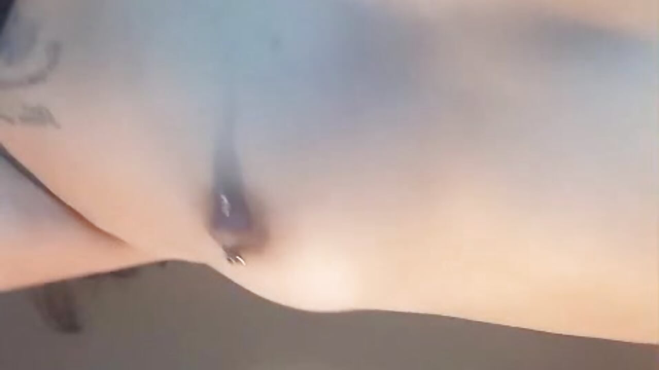 Piercing - วิดีโอโดย Dani__Diamond โมเดลแคม