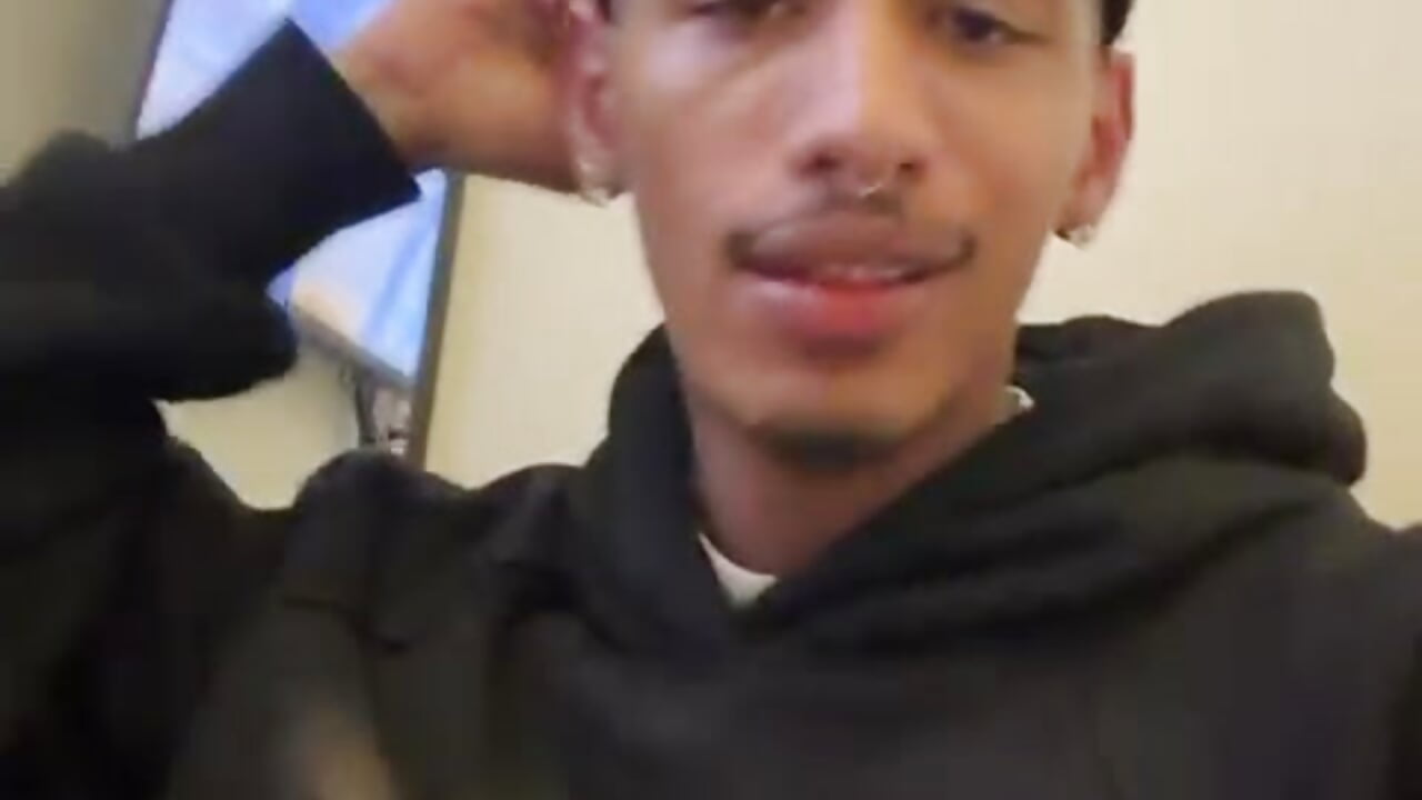 León - video av Leon_Creed cam-modell