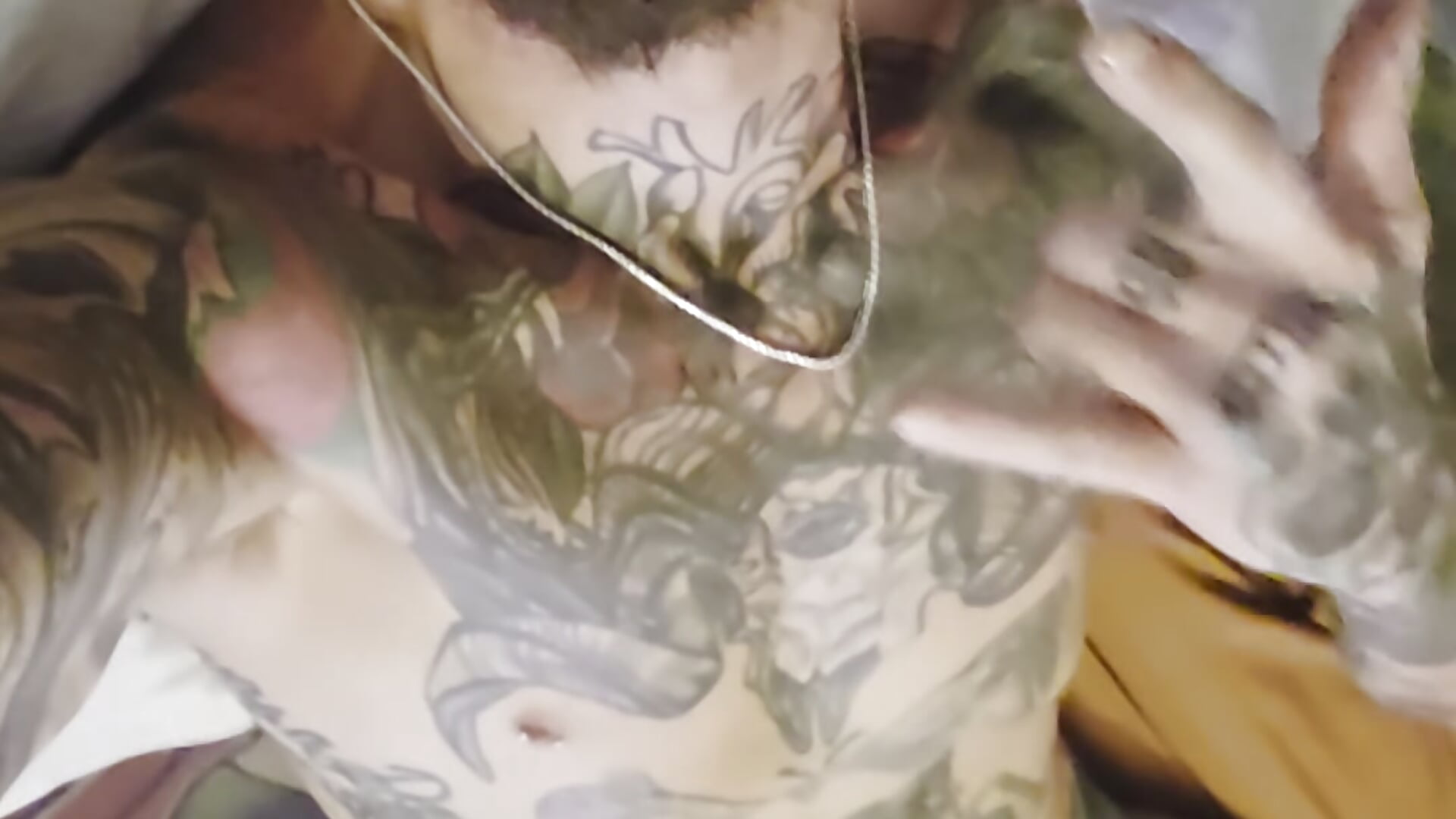 EyesOnMe - vídeo de FrankieDRay modelo de câmara