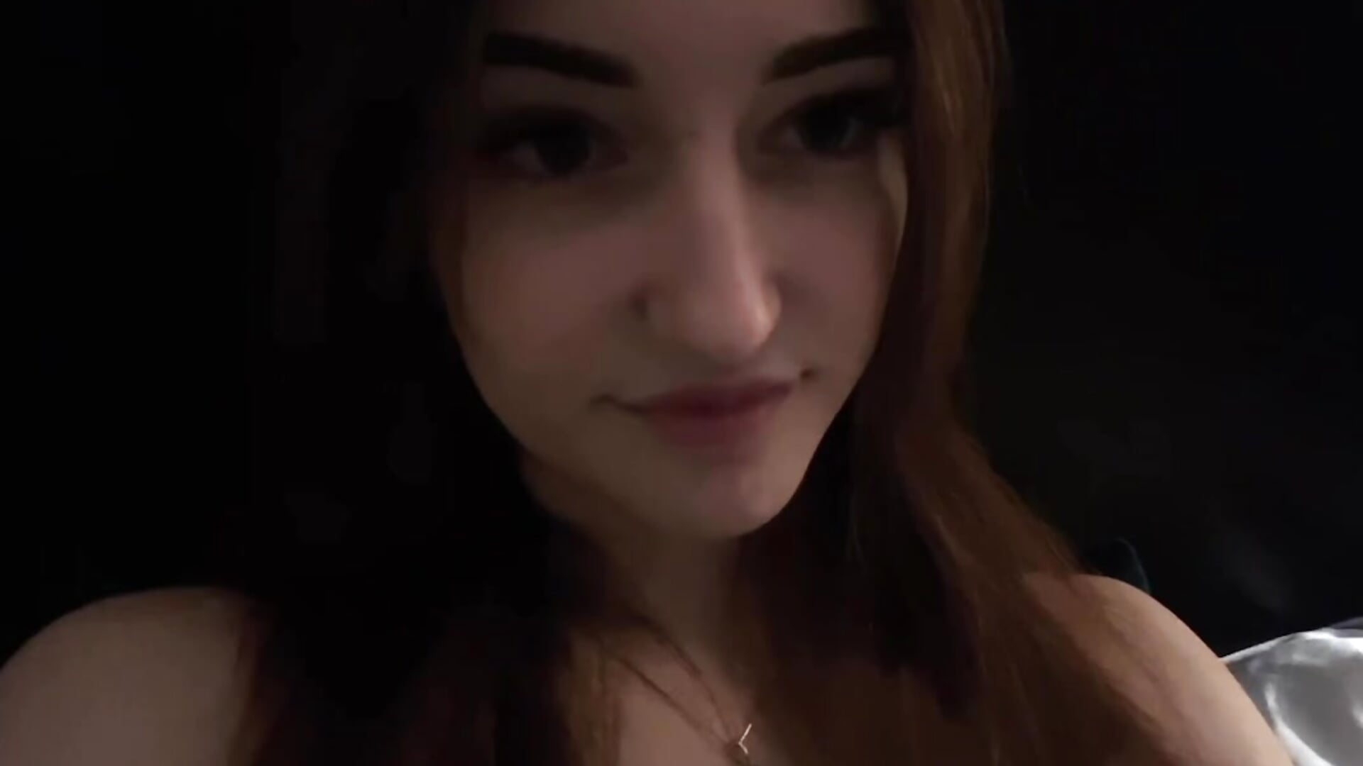 🐰 - فيديو من MilaFlame موديل الكام