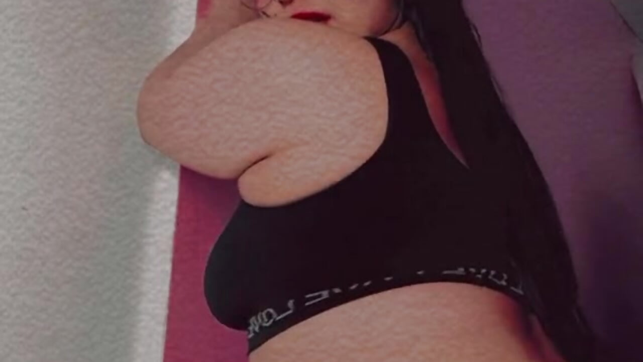 this bunny wants to ride your carrot - video by shannon_queen- cam model