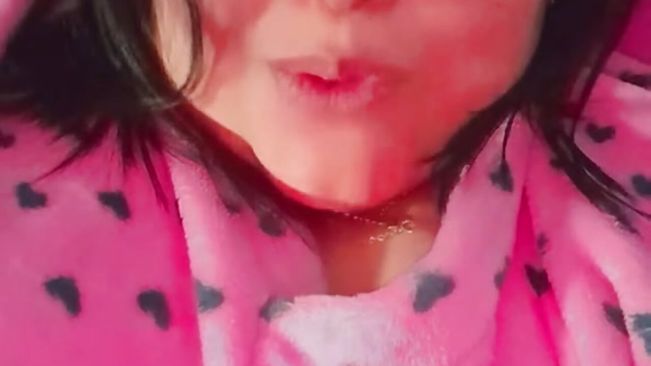 mmmm - video van bustyy_juicyrx cam-model