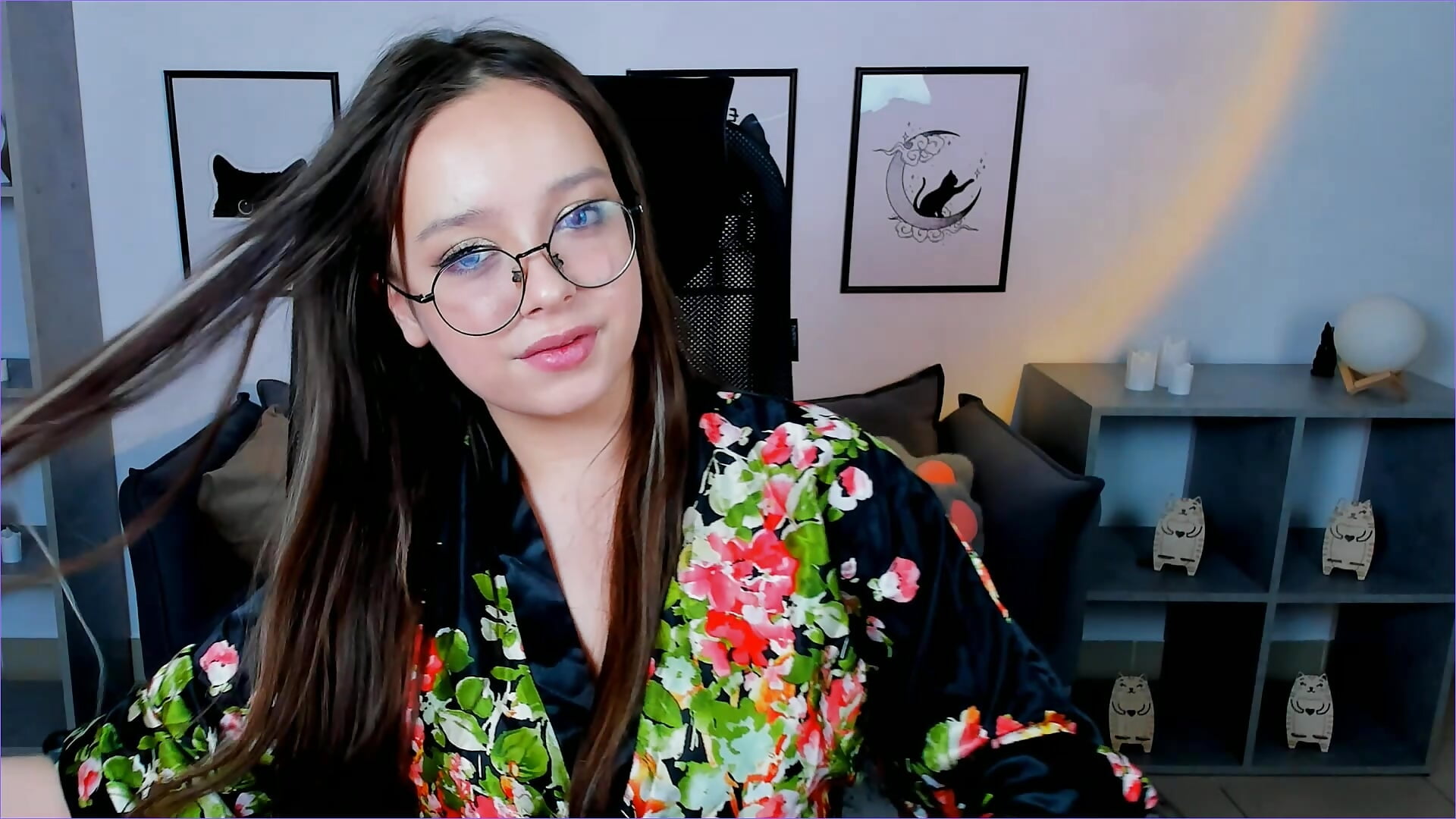 2026-02-08_15-54-33－カメラキャストのEvaGraseの動画