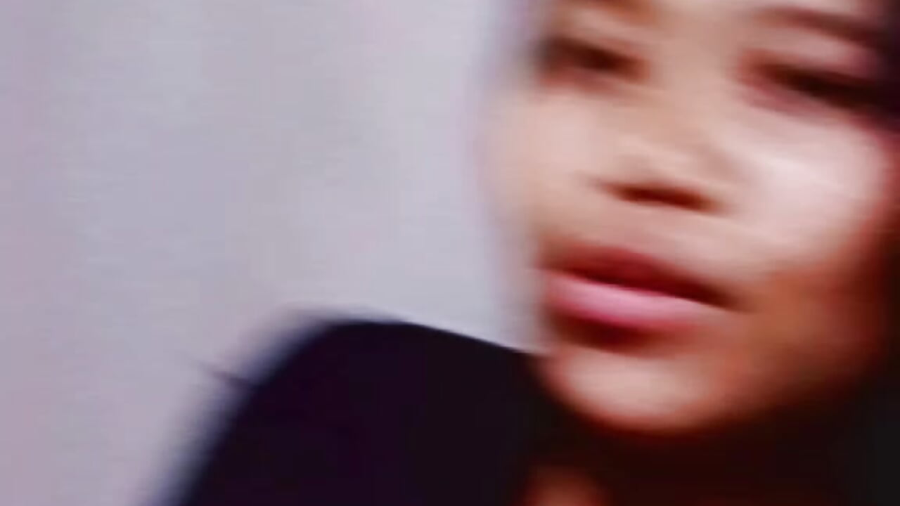 1000000143 - video oleh Black_novaaa kamera model