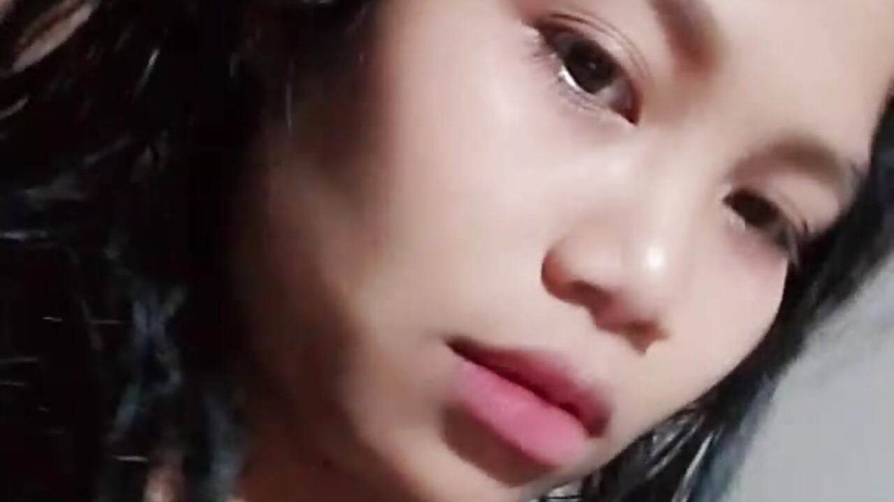 1000000141 - video oleh Black_novaaa kamera model